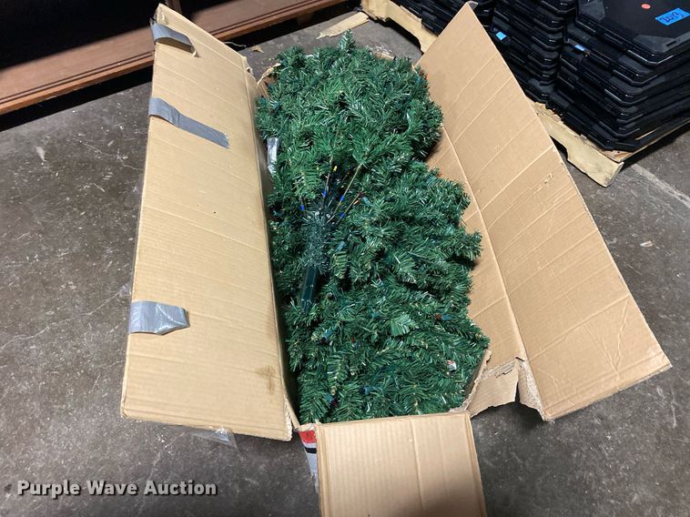 image for item KV9541 Christmas tree