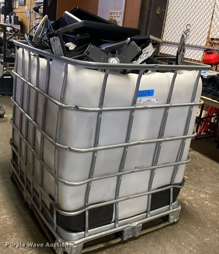 image for item KV9542 Approximately 45 monitors