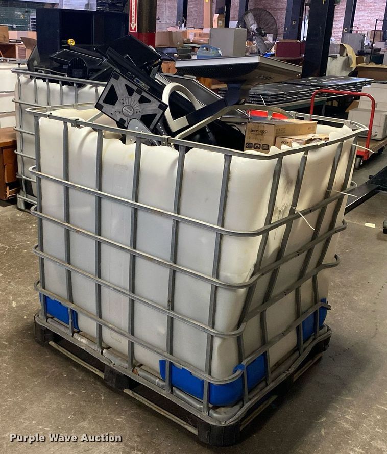 image for item KV9543 Approximately 37 monitors