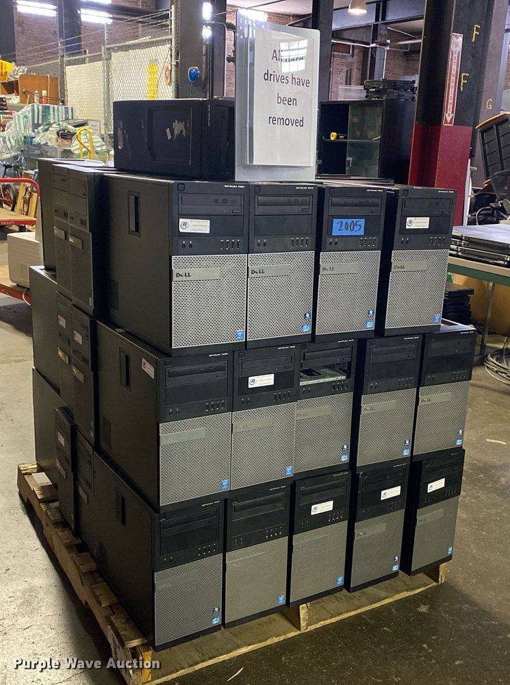 image for item KV9551 Approximately 41 Dell Optiplex CPUs