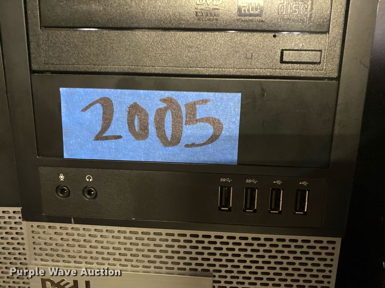 image for item KV9551 Approximately 41 Dell Optiplex CPUs