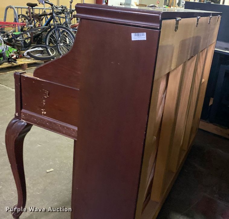 image for item KV9562 Story & Clark  piano