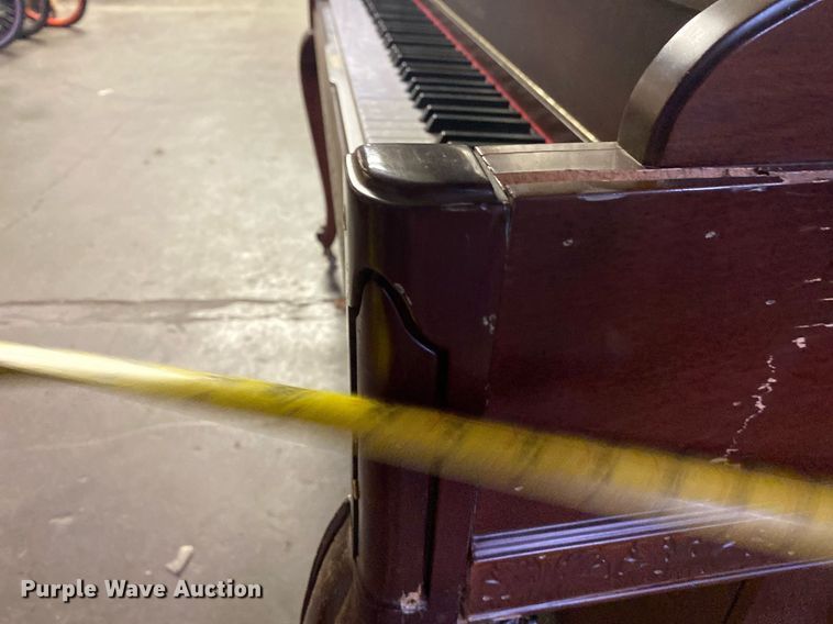 image for item KV9562 Story & Clark  piano