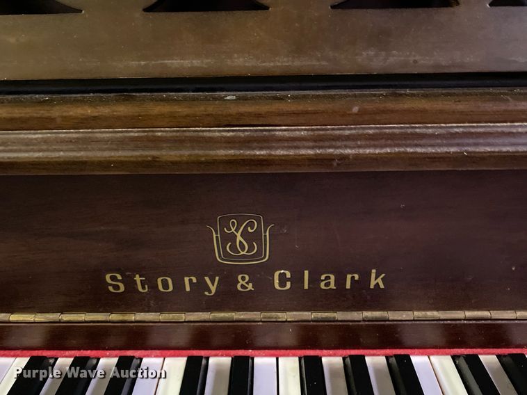 image for item KV9562 Story & Clark  piano