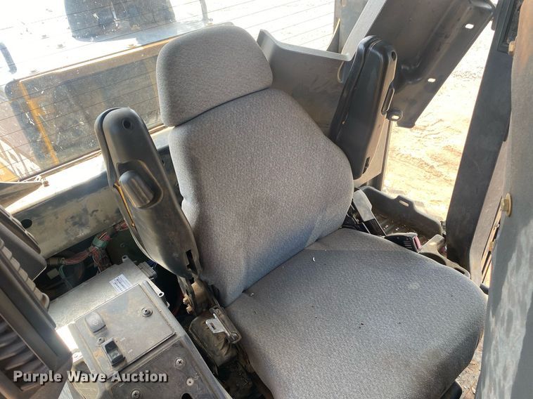 image for item KV9573 2007 John Deere 770D  motor grader