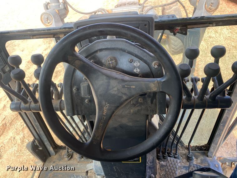 image for item KV9573 2007 John Deere 770D  motor grader