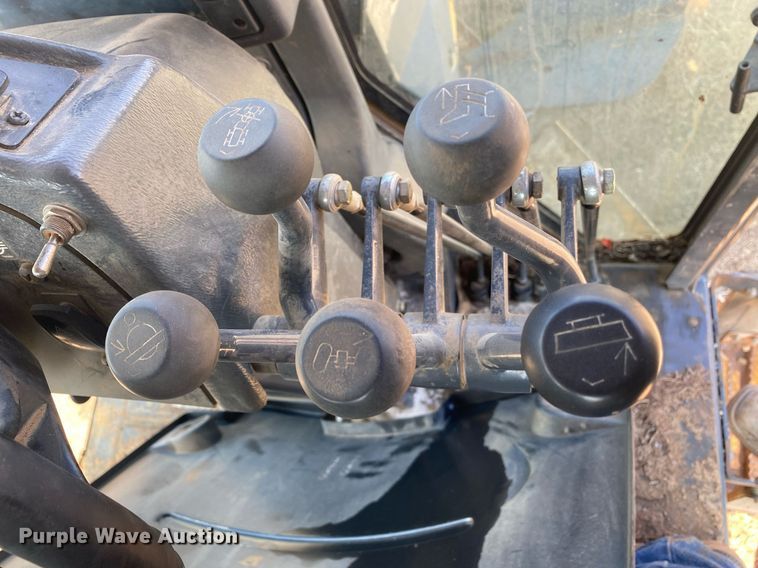 image for item KV9573 2007 John Deere 770D  motor grader