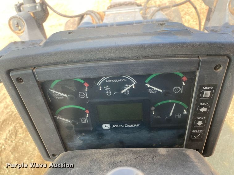 image for item KV9573 2007 John Deere 770D  motor grader