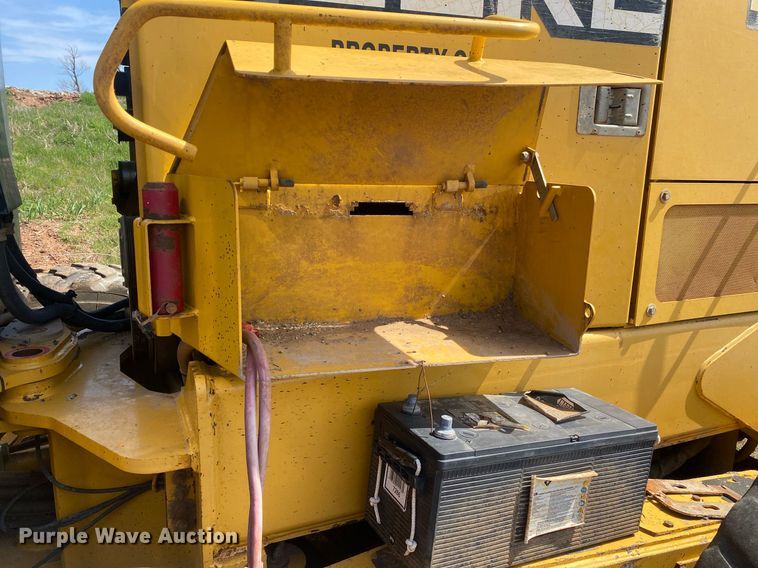 image for item KV9573 2007 John Deere 770D  motor grader