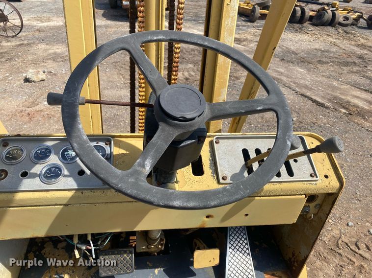 image for item KV9574 Caterpillar V50C  forklift