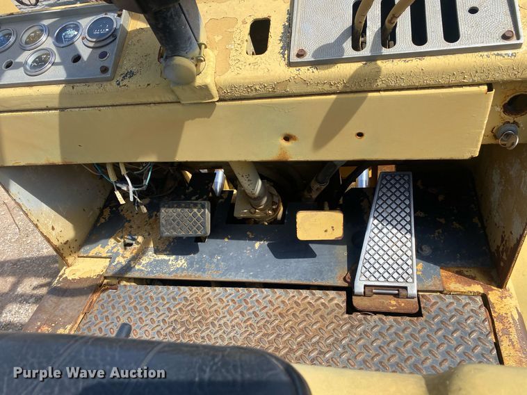 image for item KV9574 Caterpillar V50C  forklift