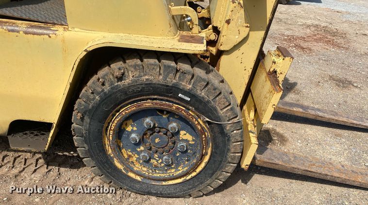 image for item KV9574 Caterpillar V50C  forklift