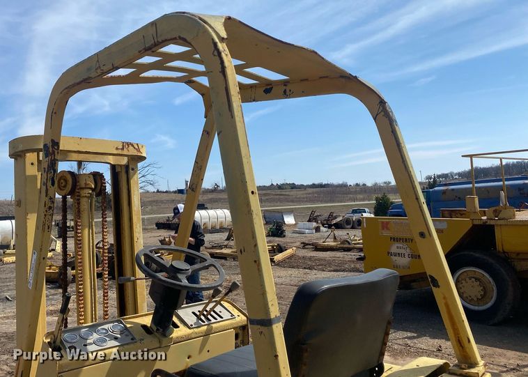 image for item KV9574 Caterpillar V50C  forklift