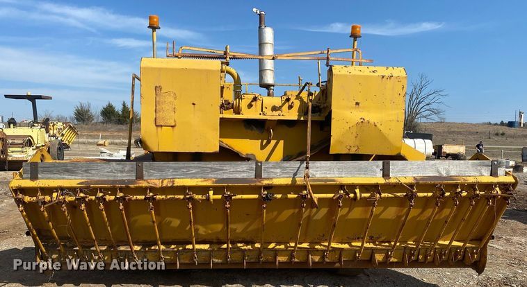 image for item KV9576 Buffalo Springfield K  chip spreader