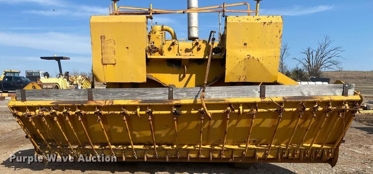 image for item KV9576 Buffalo Springfield K  chip spreader