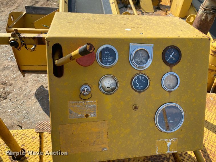 image for item KV9576 Buffalo Springfield K  chip spreader