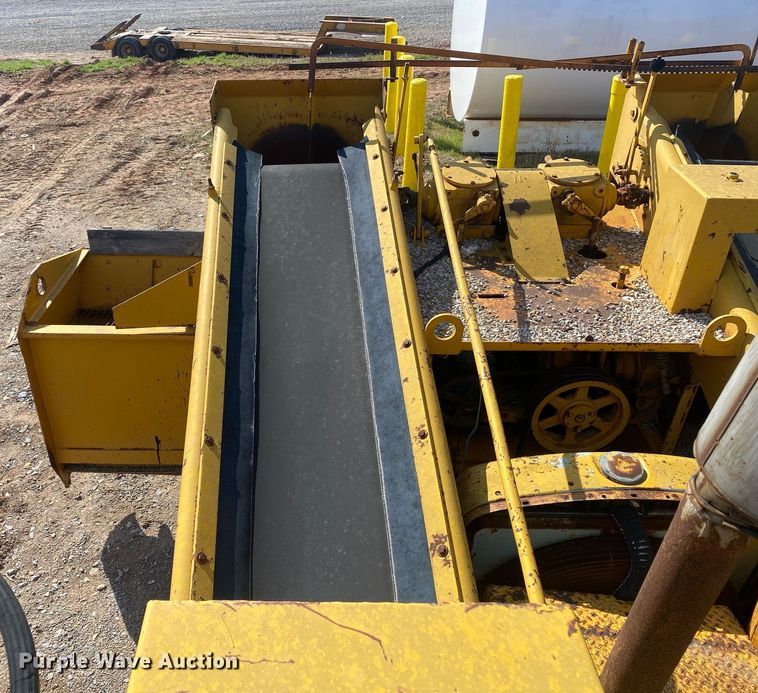 image for item KV9576 Buffalo Springfield K  chip spreader