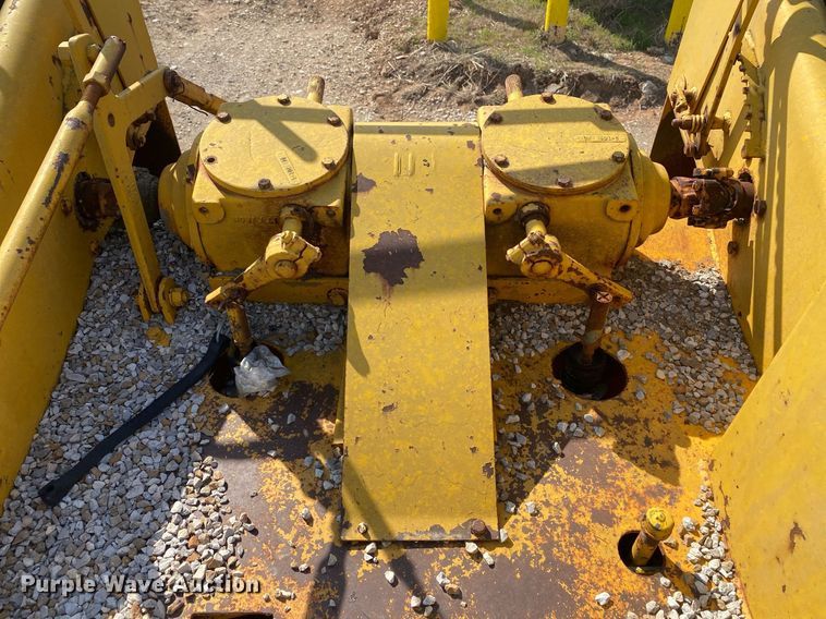 image for item KV9576 Buffalo Springfield K  chip spreader