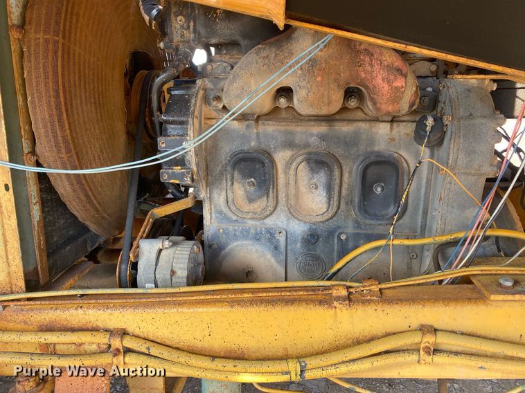 image for item KV9576 Buffalo Springfield K  chip spreader