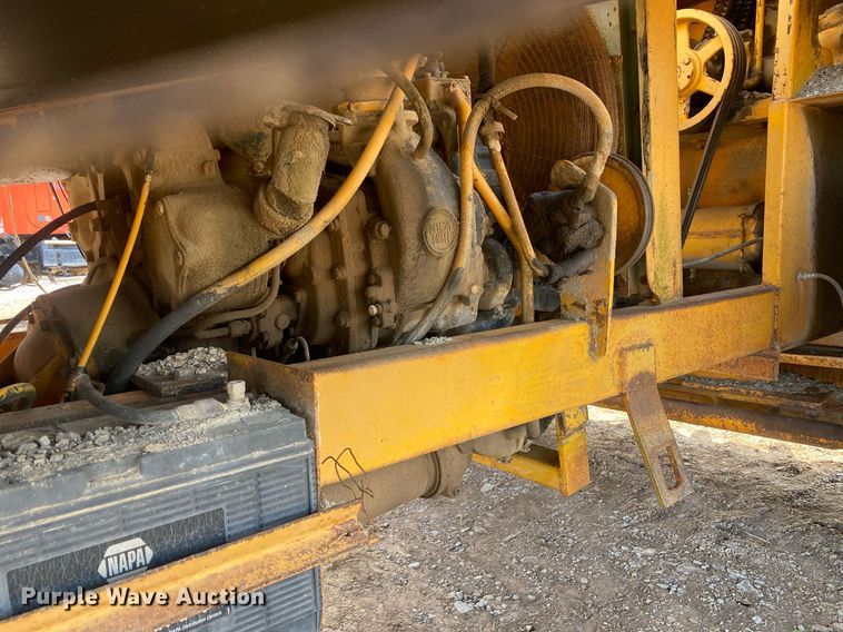 image for item KV9576 Buffalo Springfield K  chip spreader