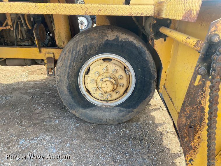 image for item KV9576 Buffalo Springfield K  chip spreader