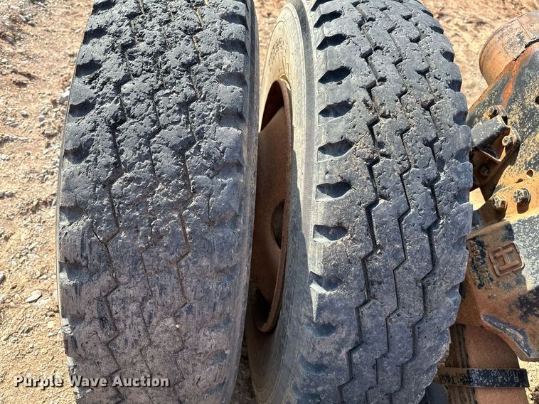 image for item KV9577 1987 GMC General  truck cab and chassis