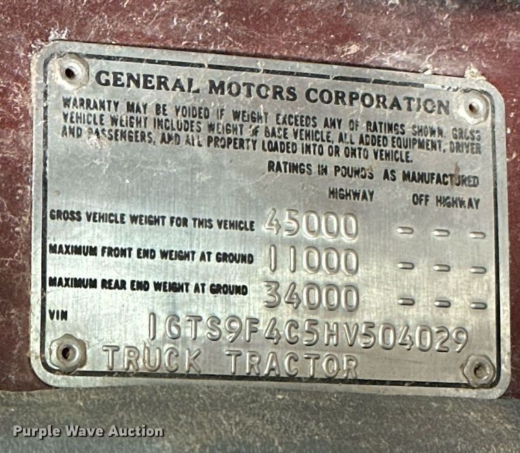 image for item KV9577 1987 GMC General  truck cab and chassis