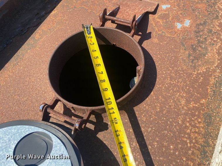 image for item KV9578 1990 Chevrolet C70  water truck