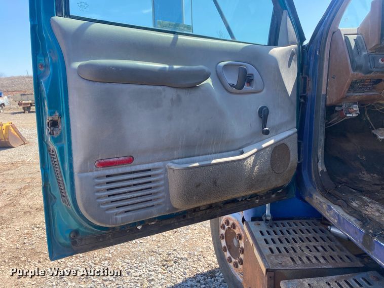 image for item KV9578 1990 Chevrolet C70  water truck