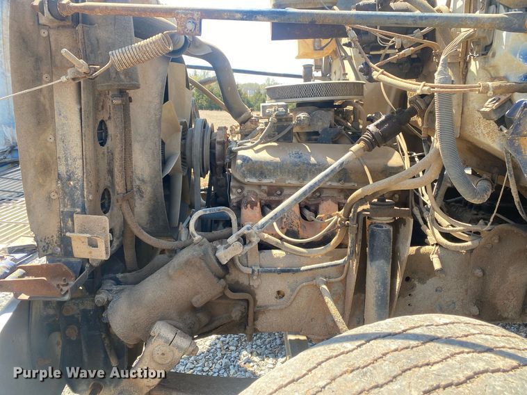 image for item KV9578 1990 Chevrolet C70  water truck