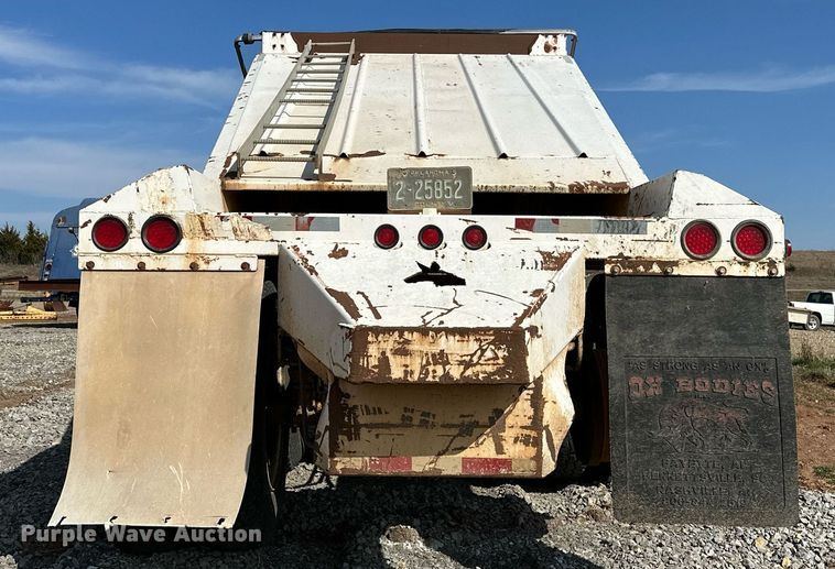 image for item KV9580 2007 CTS NDT-40  bottom dump trailer