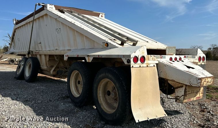 image for item KV9580 2007 CTS NDT-40  bottom dump trailer