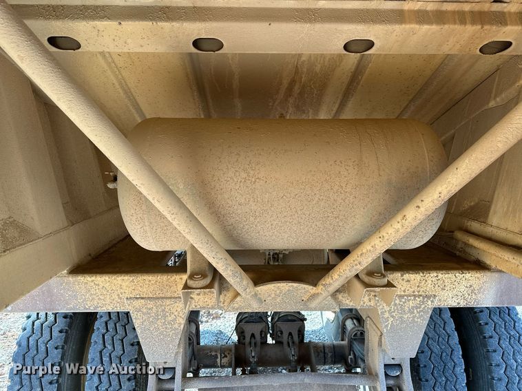 image for item KV9580 2007 CTS NDT-40  bottom dump trailer