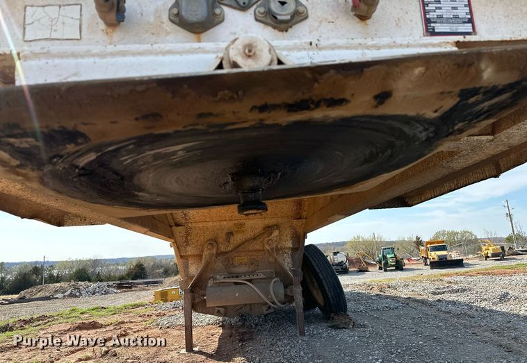 image for item KV9580 2007 CTS NDT-40  bottom dump trailer
