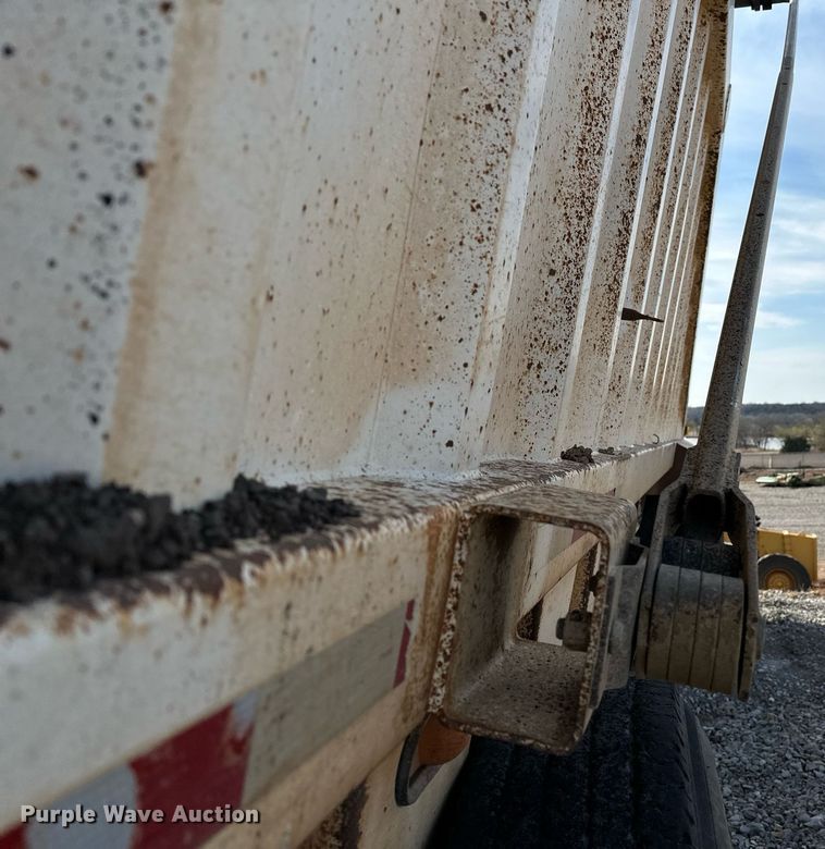 image for item KV9580 2007 CTS NDT-40  bottom dump trailer