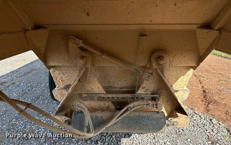 image for item KV9580 2007 CTS NDT-40  bottom dump trailer