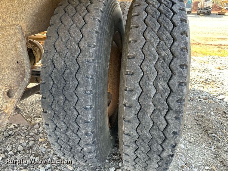 image for item KV9580 2007 CTS NDT-40  bottom dump trailer