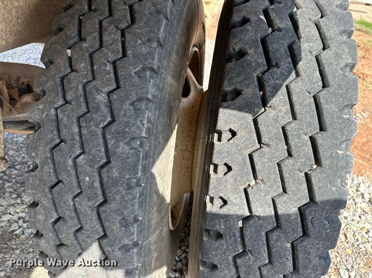 image for item KV9580 2007 CTS NDT-40  bottom dump trailer