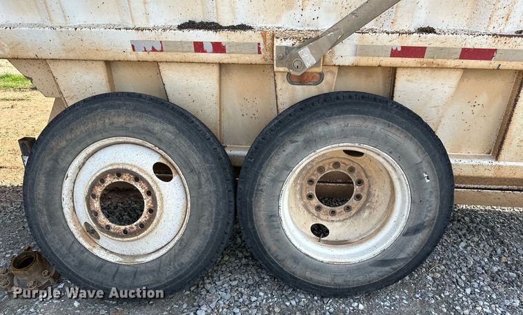 image for item KV9580 2007 CTS NDT-40  bottom dump trailer