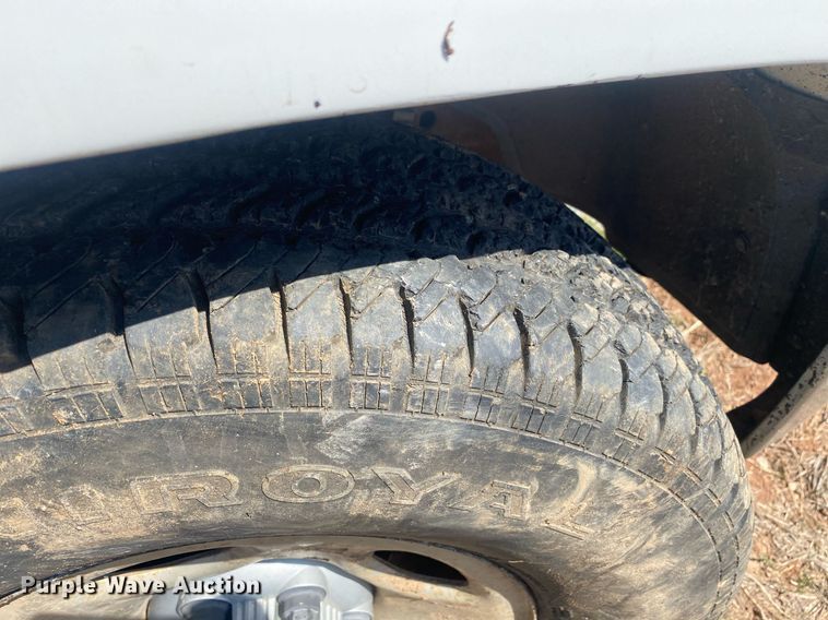 image for item KV9582 2001 Chevrolet Silverado 1500  Ext. Cab pickup truck