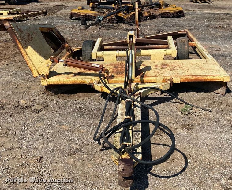 image for item KV9583 Road maintainer