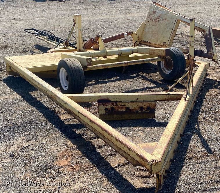 image for item KV9583 Road maintainer