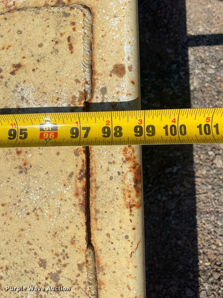 image for item KV9583 Road maintainer