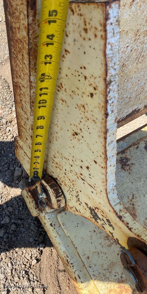 image for item KV9583 Road maintainer