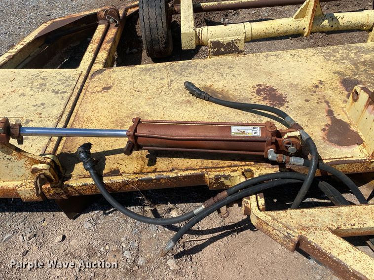 image for item KV9584 Road maintainer