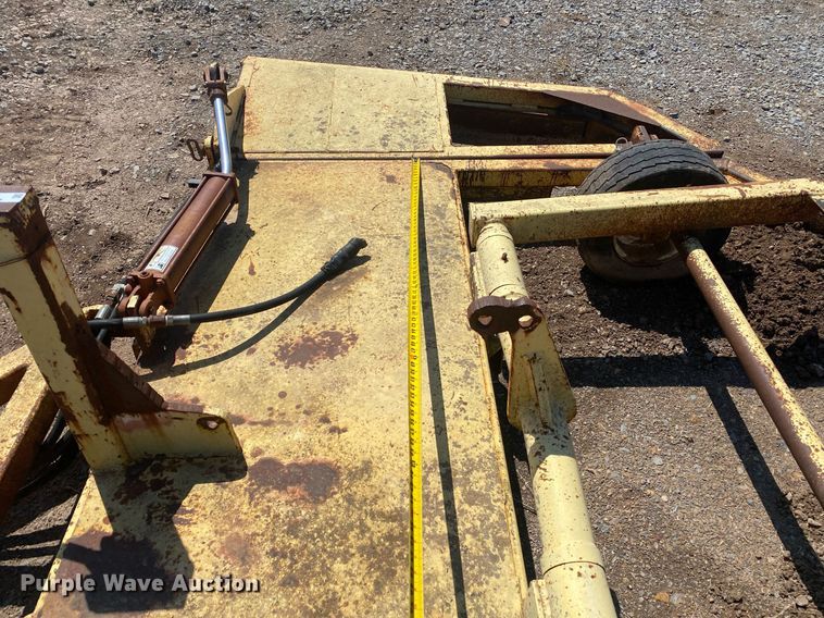 image for item KV9584 Road maintainer