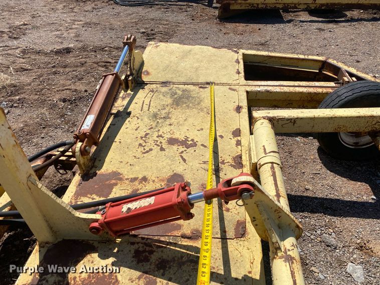 image for item KV9585 Road maintainer