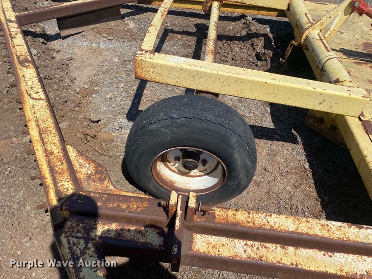 image for item KV9585 Road maintainer