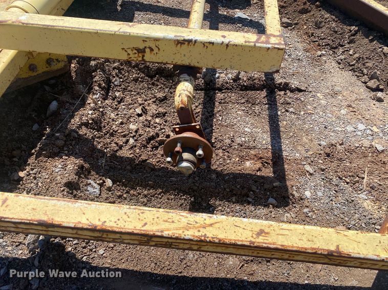 image for item KV9585 Road maintainer