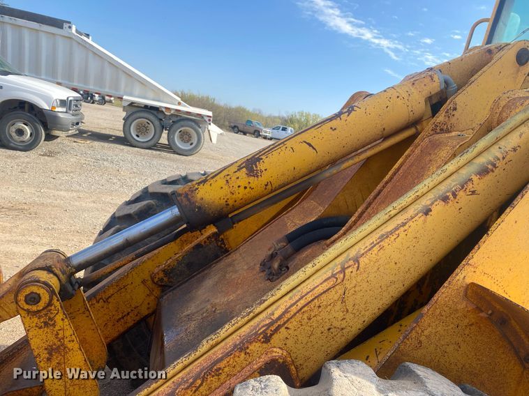 image for item KV9589 1979 John Deere 544B  wheel loader